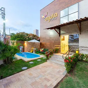 águia Flats Estalagem
